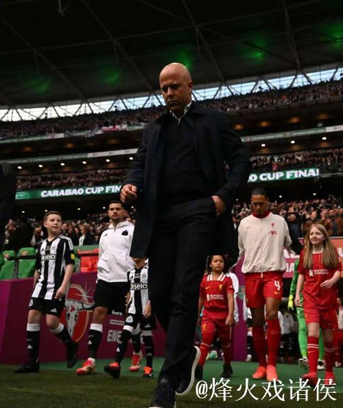 英超-伊萨克进球 利物浦2-1击败热刺迎来三连胜 英超-伊萨克进球 利物浦2-1击败热刺迎来三连胜